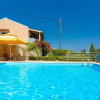 Отель Dolphin Villa 2 Swimming Pool Walk to Beach Sea Views A C Wifi - 581, фото 13