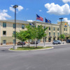 Отель Comfort Inn & Suites Lynchburg Airport - University Area, фото 1