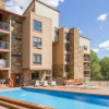 Отель Breakaway West Ski Condo 1,5 miles from the Lifts by RedAwning, фото 9