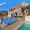 Отель Holiday Home in Rovanjska with Pool, фото 4