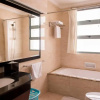 Отель Diamond Westlake Suites, фото 10