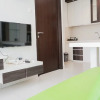 Отель Cozy Minimalist 1Br Saveria Apartment, фото 4