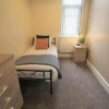 Отель Comfy Rooms in Coventry, фото 6