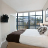 Отель Alpenglow Lodge by ResortQuest Whistler, фото 3