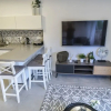 Отель 3 Bedroom Garden Apartment, фото 12