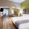 Отель La Quinta Inn & Suites by Wyndham Atlanta Stockbridge, фото 7