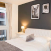 Отель Bright 2 Bedroom Home With Balcony, фото 9