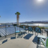Отель Lake Havasu Cottage: Mountain Views & Beach Access, фото 19