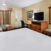 Отель Quality Inn & Suites Dallas - Cityplace, фото 47