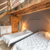 Отель Beautiful Holiday Home with Hot Tub, Sauna & Monumental Fireplace, фото 15