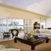 Отель Sea Haven - Discovery Bay 2BR, фото 6