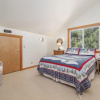 Отель Pine Tree Cottage 3 Bedroom Home by NW Comfy Cabins by RedAwning, фото 3