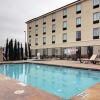 Отель Comfort Suites Carlsbad, фото 12