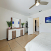 Отель 232 NW 23 Street Townhouse Entire House 4 Bedrooms 4 Bathrooms Townhou, фото 7