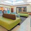 Отель La Quinta Inn & Suites by Wyndham Woodward, фото 2
