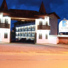 Отель Bartholo Plaza Hotel, фото 1