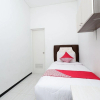 Отель OYO 1884 Sunshine Hostel, фото 6