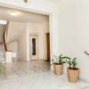 Отель Centrally Located Studio In Athens, фото 2