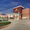 Отель La Quinta Inn & Suites by Wyndham Dallas Northeast-Arboretum, фото 1