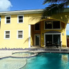 Отель New Modern Family Villa, фото 1