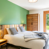 Отель Luxurious apartment with terrace, ski lift 1.5 km away., фото 8