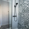 Отель Sunny 1bdr Apartment Near City Center, фото 8