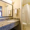 Отель Quality Inn & Suites, фото 9