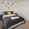 Отель The Bracknell House Modern and Outstanding 3 Bedroom, фото 3