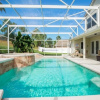 Отель Luxury 4bd Gorgeous Pool In Gated Community 4 Bedroom Home, фото 16
