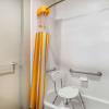 Отель La Quinta Inn & Suites by Wyndham Claremore, фото 8