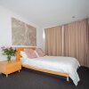 Отель New Luxury Home Near Coogee Beach In Sydney, фото 3