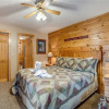 Отель Mountain Elegance 2 Bedroom Home with Hot Tub, фото 6