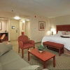 Отель Hampton Inn & Suites Kitchener, фото 9