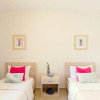 Отель Tranquil Kyklades BC6, WALK to BEACH, фото 5