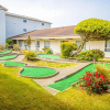 Отель Coratel Inn and Suites By Jasper Ocean Shores, фото 27