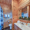 Отель Smokerise Lodge 5 Bedroom Home with Hot Tub, фото 19
