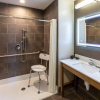 Отель La Quinta Inn & Suites by Wyndham Tulsa Downtown/Route 66, фото 9