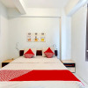 Отель OYO Flagship 90087 Apartment Menara Rungkut 2, фото 7