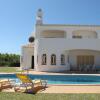 Отель Beautiful Villa in Albufeira with Private Swimming Pool в Албуфейре