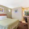 Отель Days Inn by Wyndham Elmsford / White Plains, фото 14