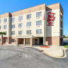 Отель Red Roof Inn & Suites Fayetteville - Fort Bragg, фото 21