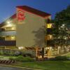 Отель Red Roof Inn PLUS+ Washington DC - Oxon Hill, фото 1