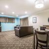 Отель Rodeway Inn & Suites Inglewood, фото 41