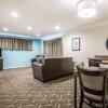 Отель Rodeway Inn & Suites Inglewood, фото 40