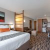 Отель Microtel Inn & Suites by Wyndham Niagara Falls, фото 3