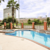 Отель Comfort Inn & Suites Love Field - Dallas Market Center, фото 18