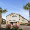 Отель Days Inn by Wyndham Greenwood SC, фото 1
