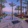 Отель Classy 1-Bedroom Apartment in Ancient Sands with Pool View, фото 15