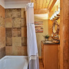 Отель The Killington Cabin by Killington Vacation Rentals, фото 8