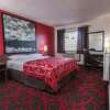 Отель Super 8 by Wyndham Kirkland Lake, фото 4